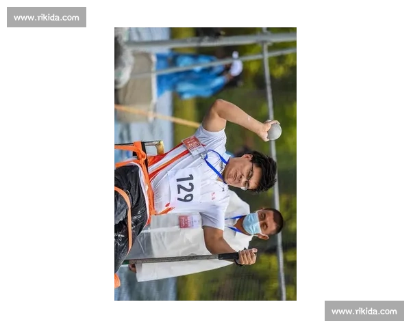 残运会赛况激烈各路健儿拼搏展现无畏精神与荣耀梦想再创佳绩书写 - 副本 (2)